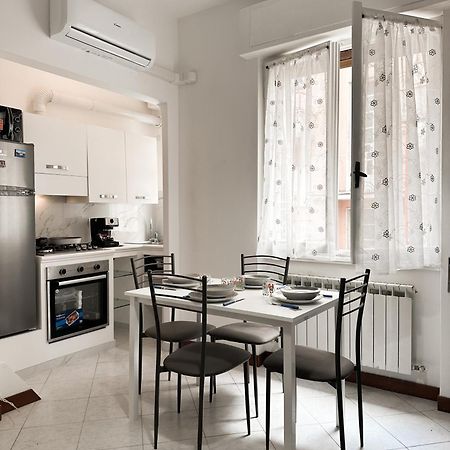 Tolly House-Rapallo City Centre Екстер'єр фото