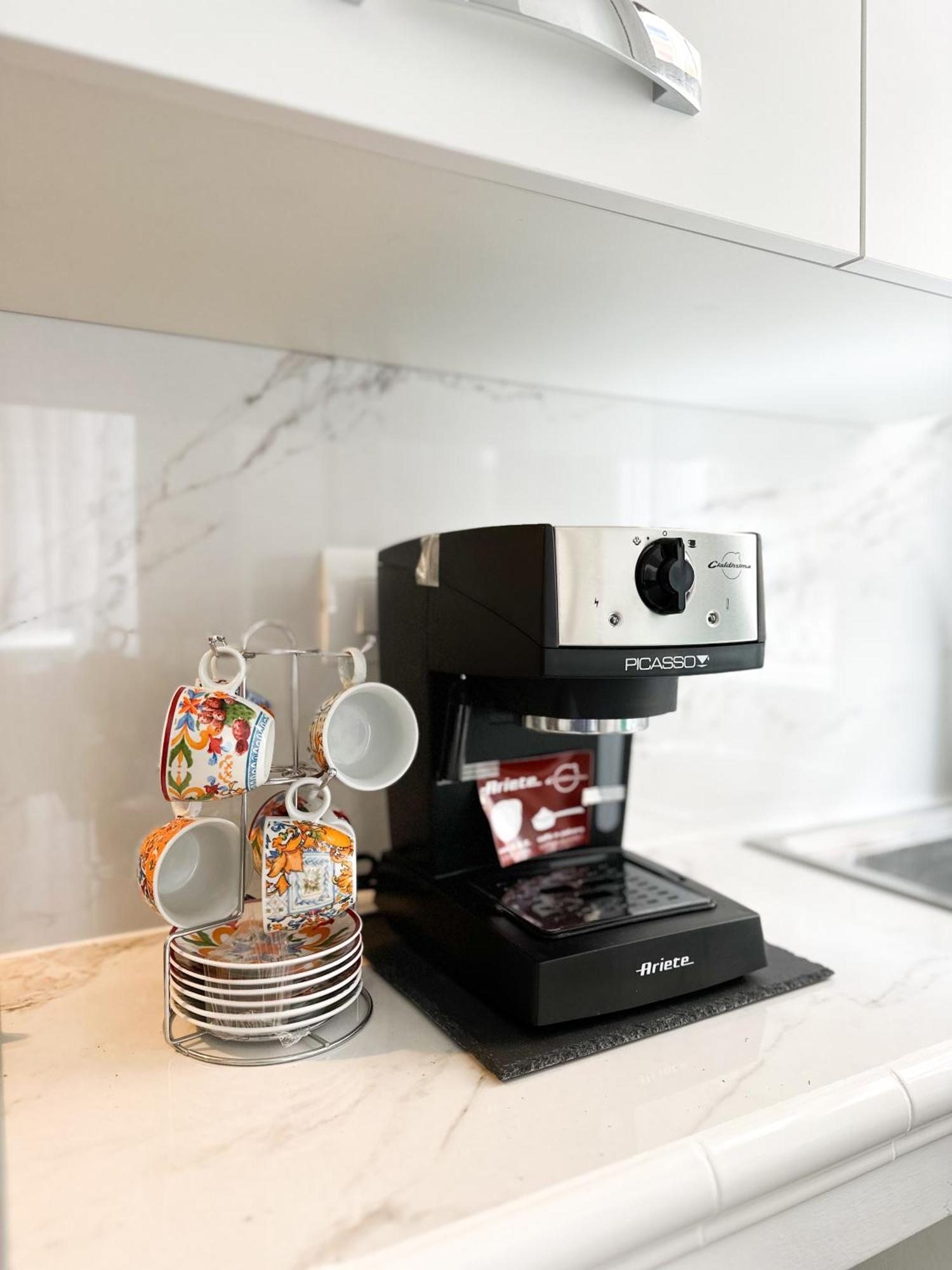 Tolly House-Rapallo City Centre Екстер'єр фото