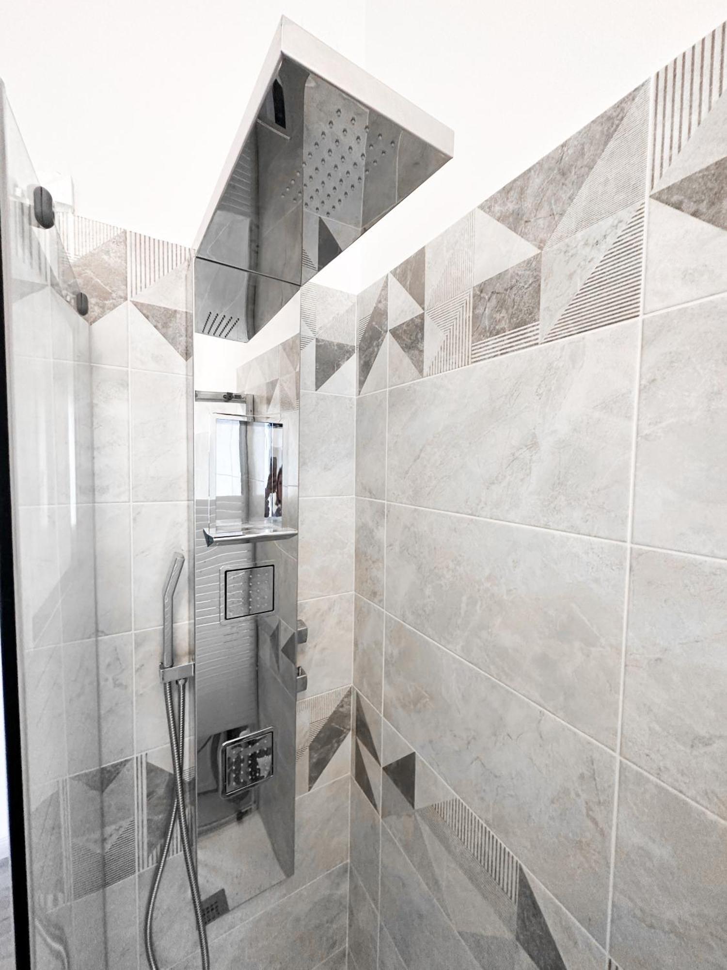 Tolly House-Rapallo City Centre Екстер'єр фото