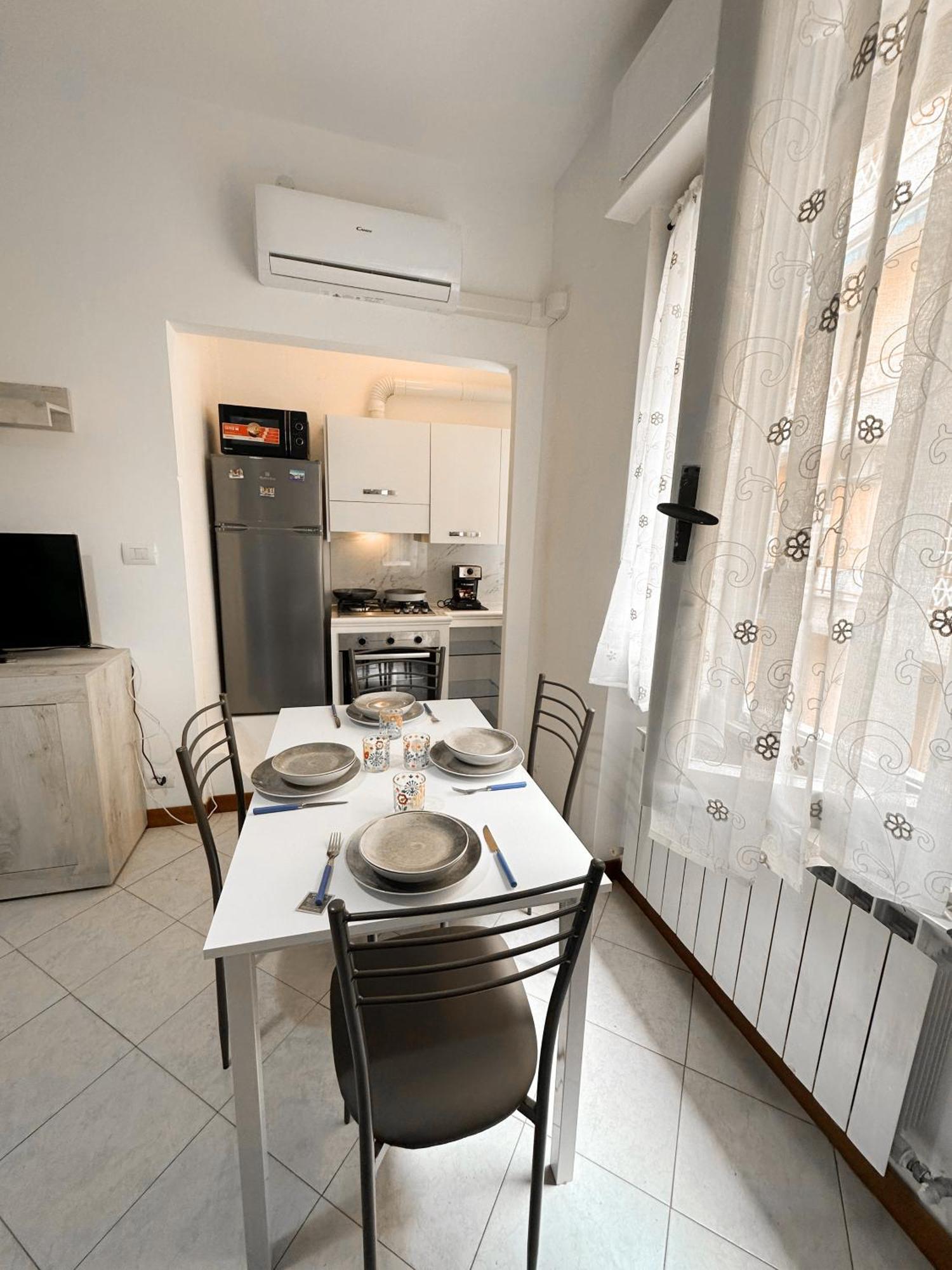 Tolly House-Rapallo City Centre Екстер'єр фото